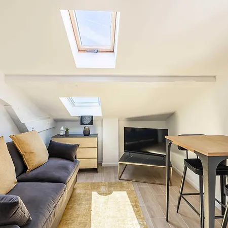 Apartment Renovated Cozy - Center - 2 Persons *