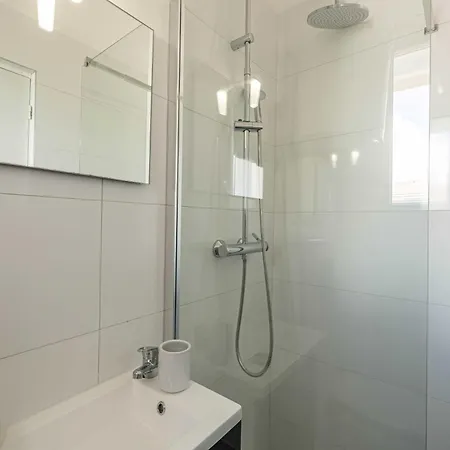 Renovated Cozy - Center - 2 Persons
